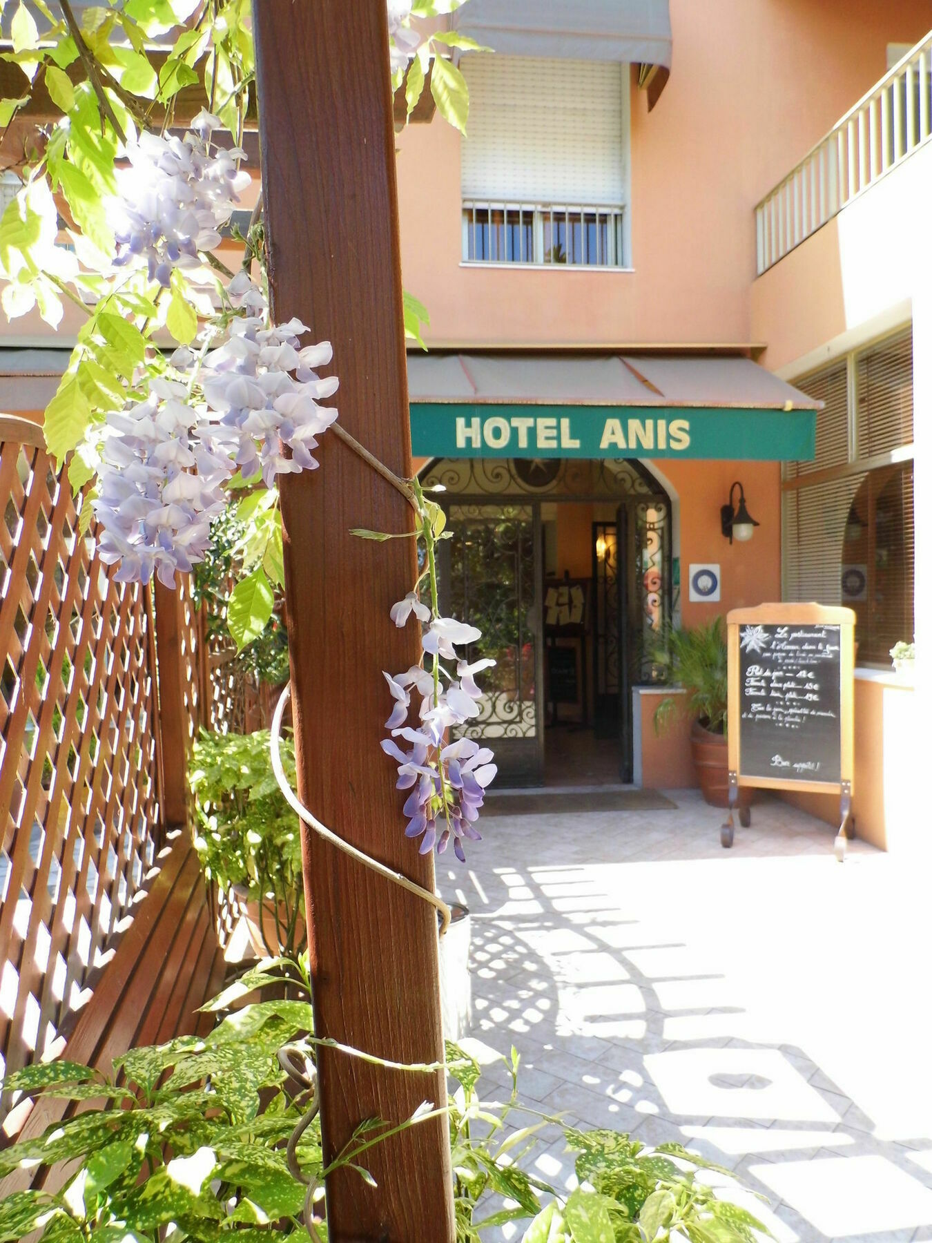 Anis Hotel Nice Exterior photo