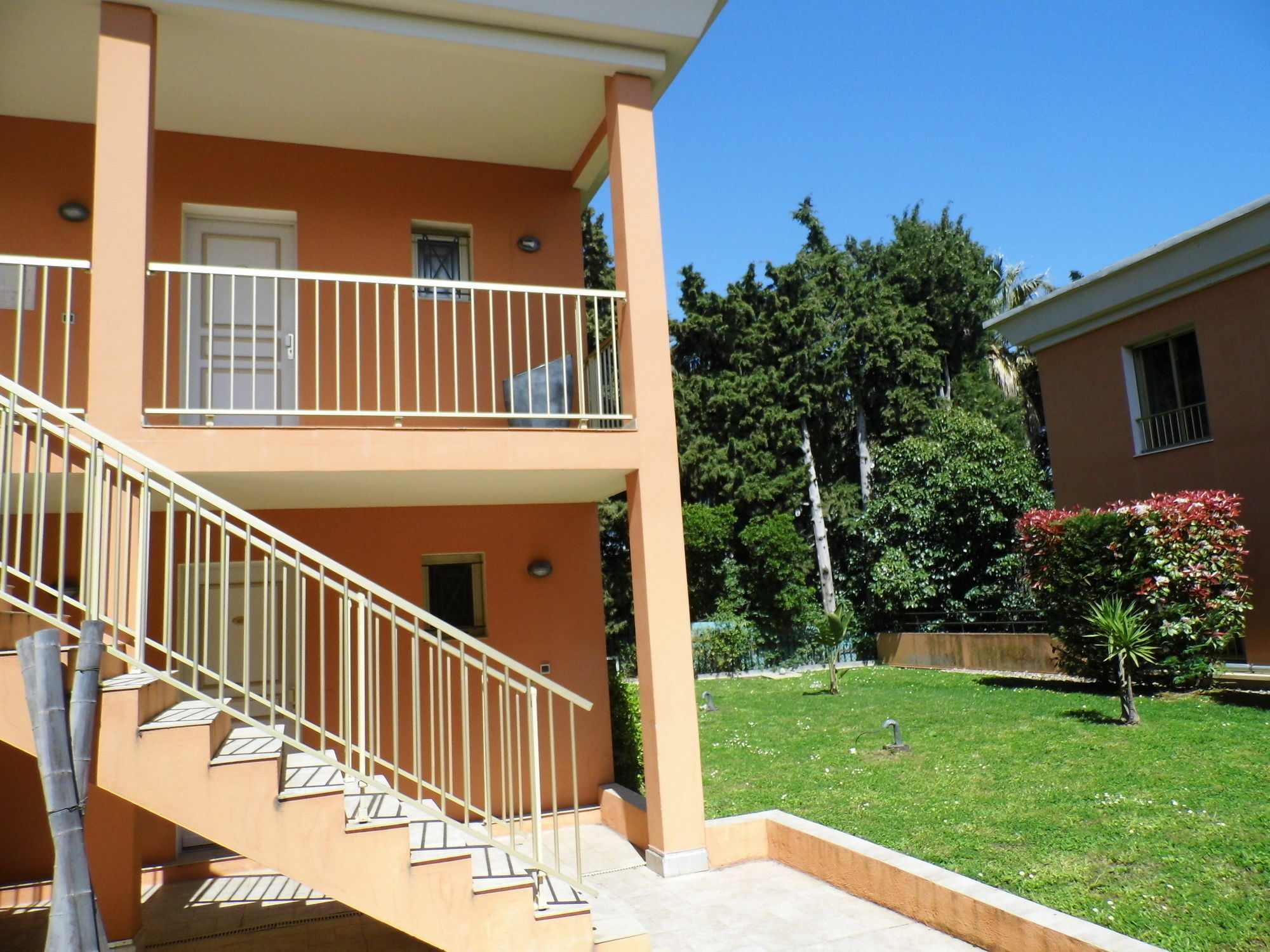 Anis Hotel Nice Exterior photo